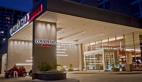 Courtyard By Marriott Bethesda Chevy Chase Hotel Exterior foto